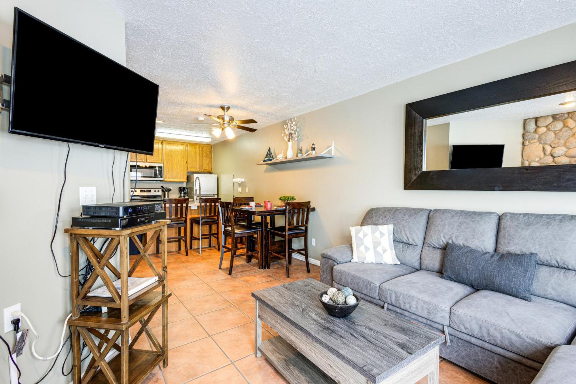 Garden City Condo With Pool Access By Bear Lake! Eksteriør billede